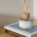 Mikado aromático Andreia en ambiente hogar | Decoragloba