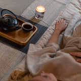 Vela aromática Misogi en ambiente hogar | Decoragloba